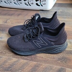 New Balance Men's Black Sneakers
